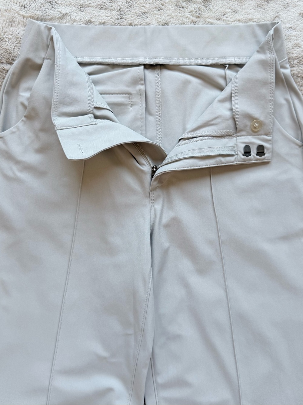 Vuori Women's Meta WideLeg Pants in Vapor - Picture 7 of 14